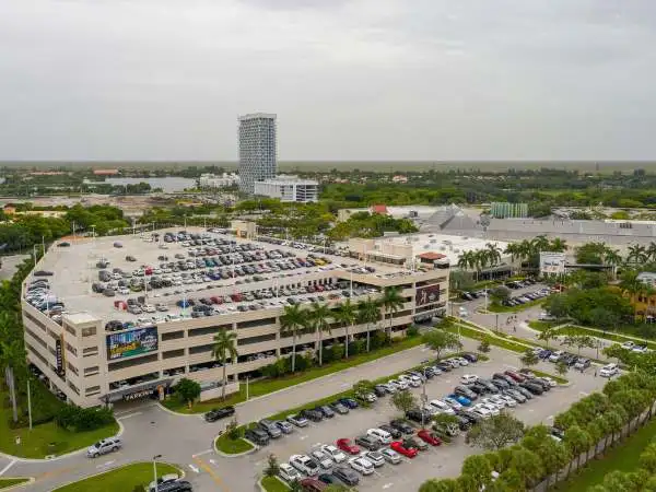 Sawgrass Mills (Sunrise, Florida)